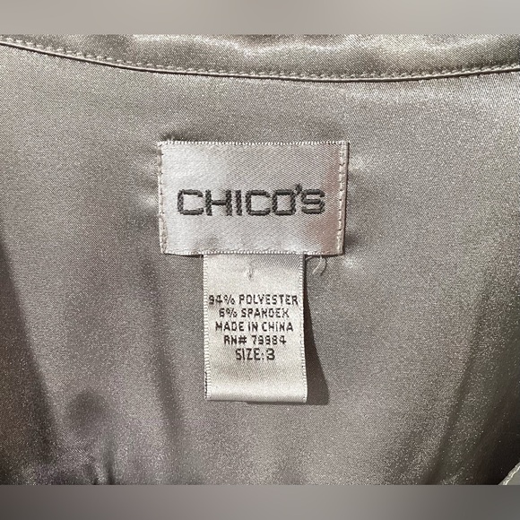 Chico’s Woman’s Sleeping Shirt Size 3 ( L-XL) Color Silver Buttons Long Sleeves - Picture 8 of 9